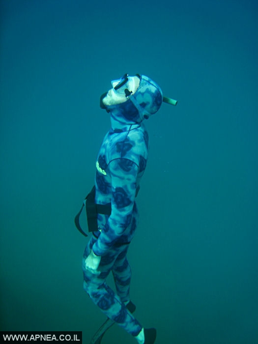    - APNEA -   - 008