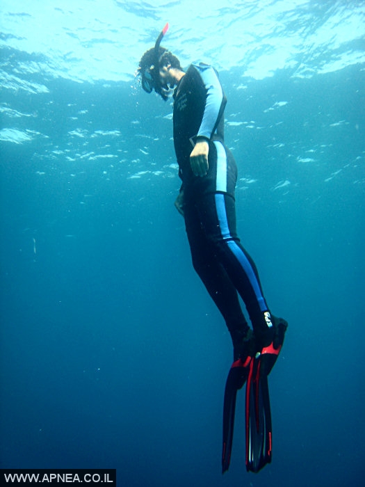  AIDA   -APNEA    - 011