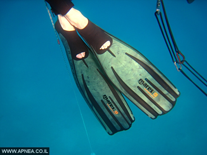    - APNEA -  , , , ,   - 025